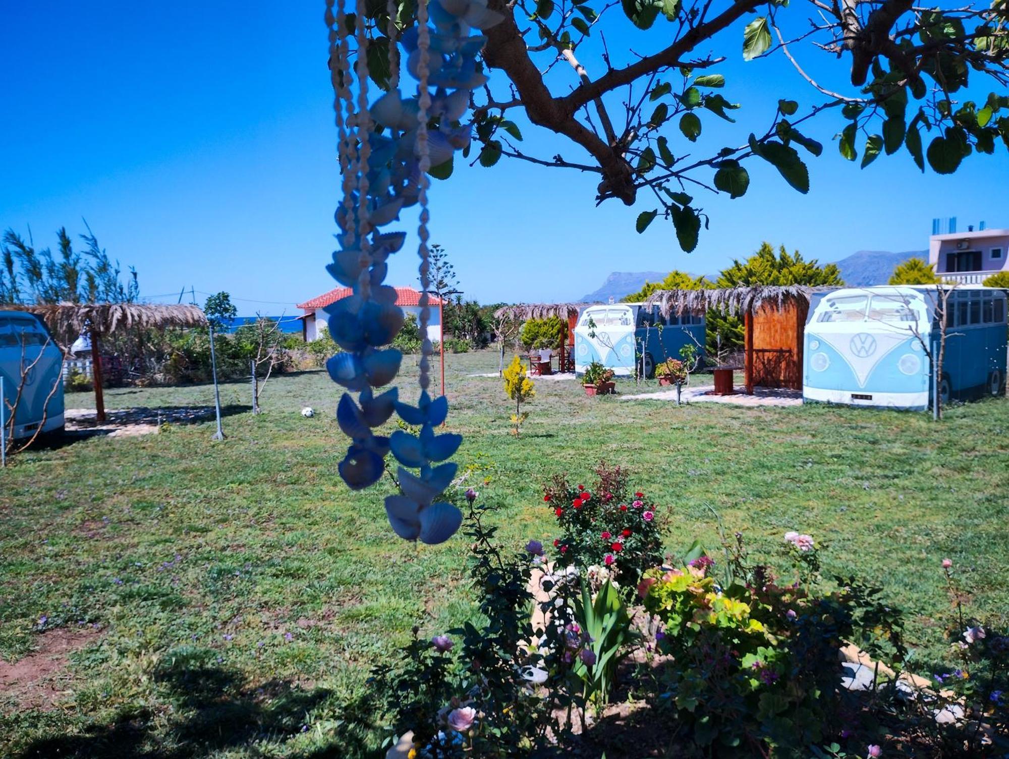 Cornelia Hippie Magic Bus Villa Kíssamos Eksteriør billede